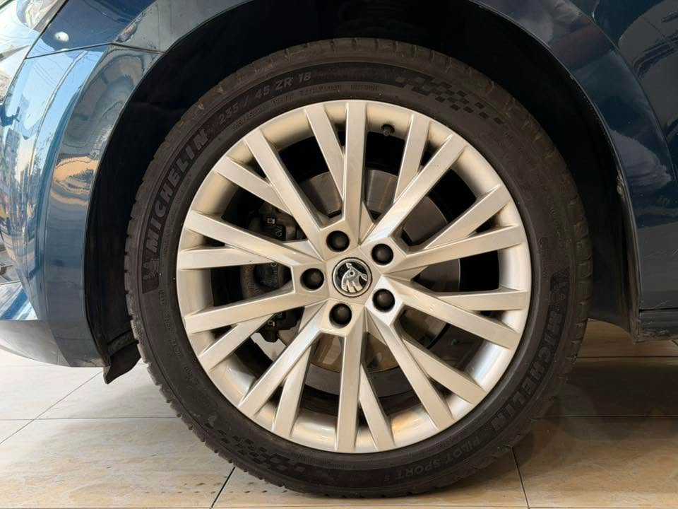 Skoda Superb 2023