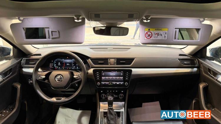 Skoda Superb 2023