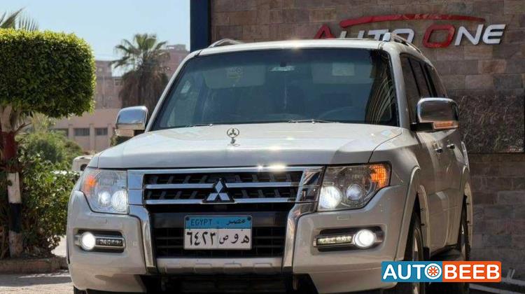 Mitsubishi Pajero 2016