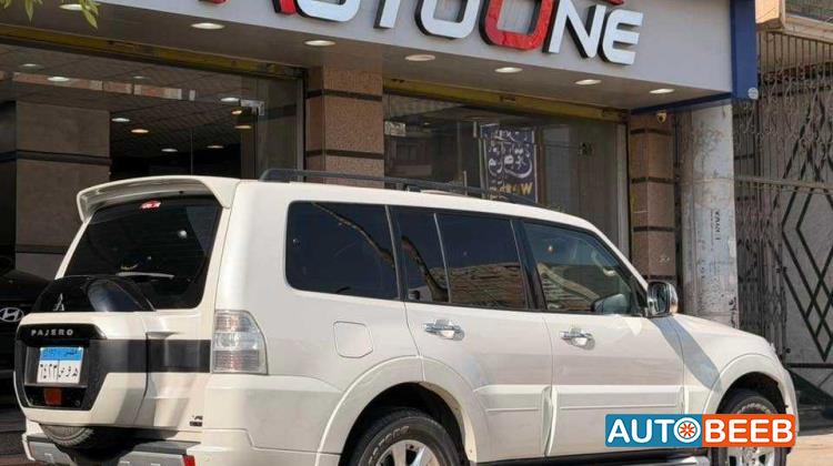 Mitsubishi Pajero 2016
