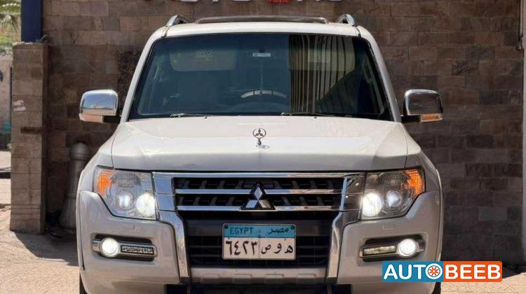 Mitsubishi Pajero 2016