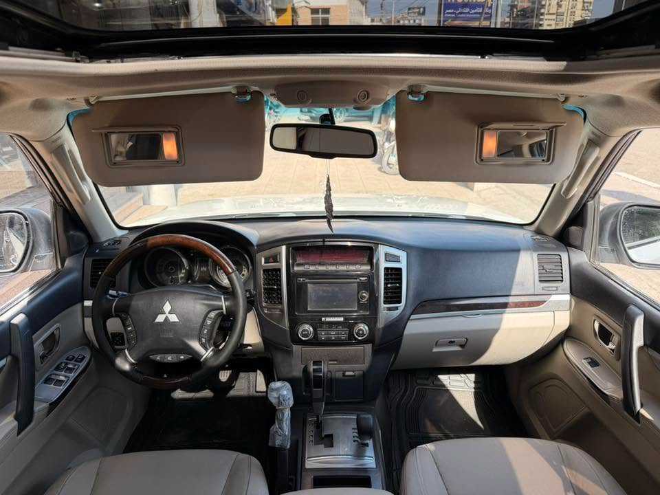Mitsubishi Pajero 2016