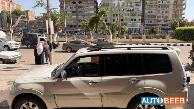 Mitsubishi Pajero 2016