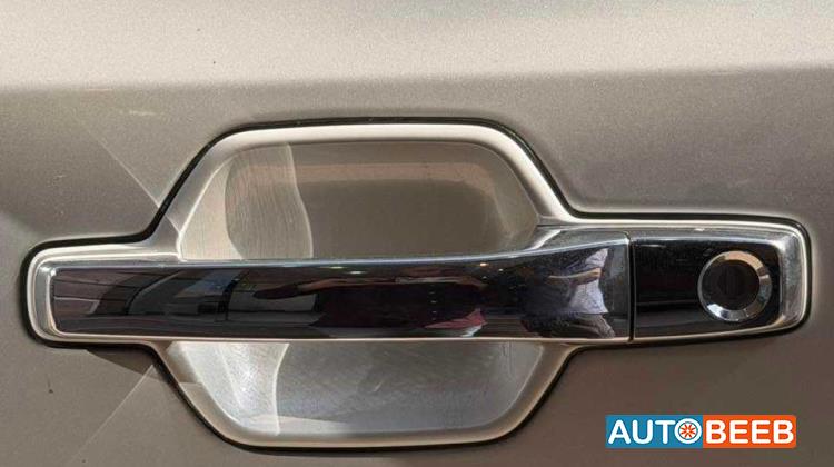 Mitsubishi Pajero 2016