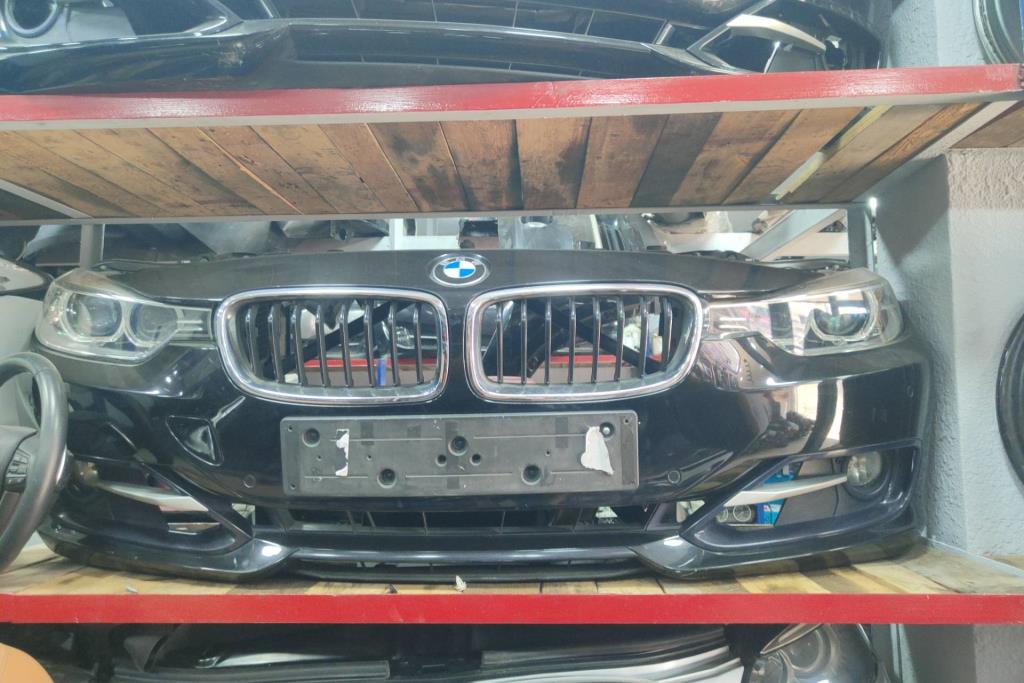 Body  Bumper BMW 320