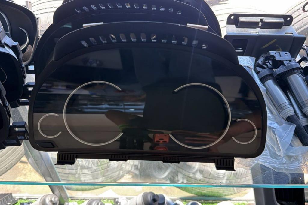 Cabin  Dashboard BMW 620