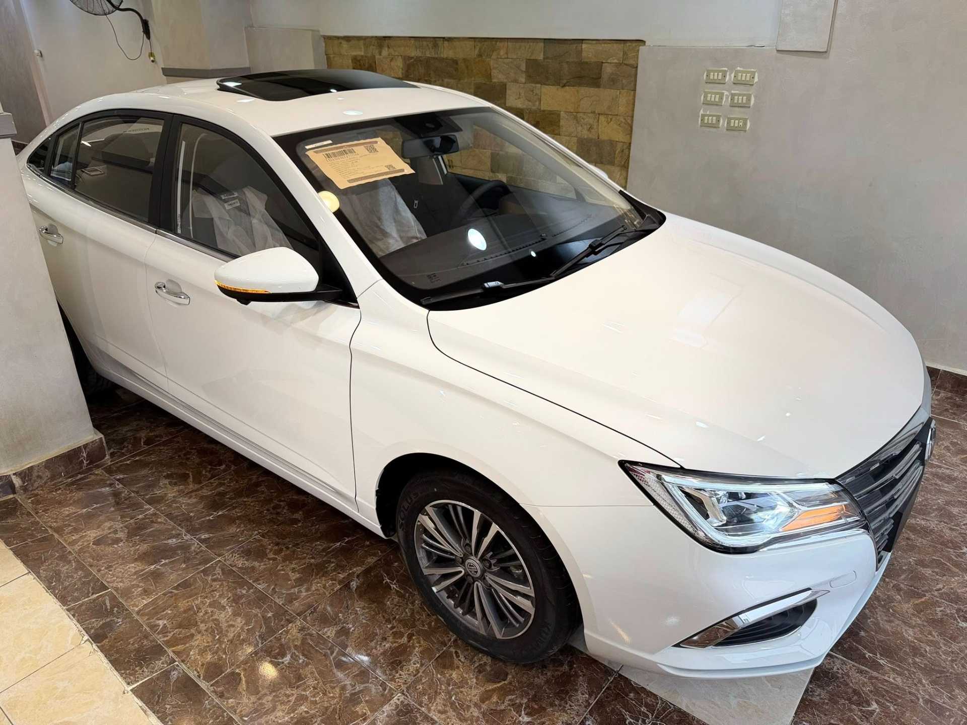 MG MG5 2026