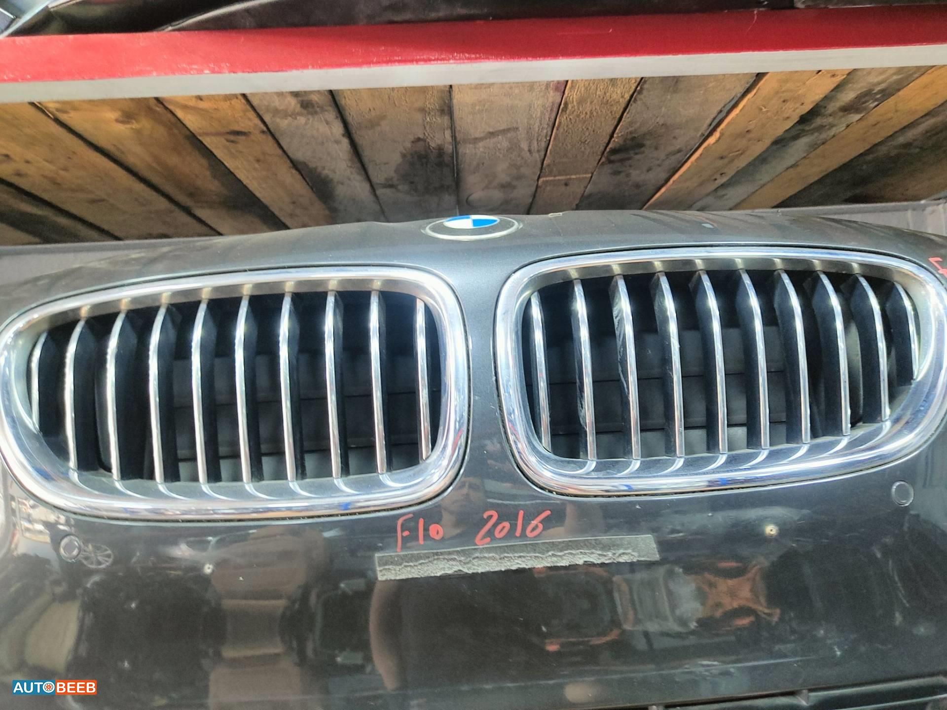 Body  Grilles BMW 520