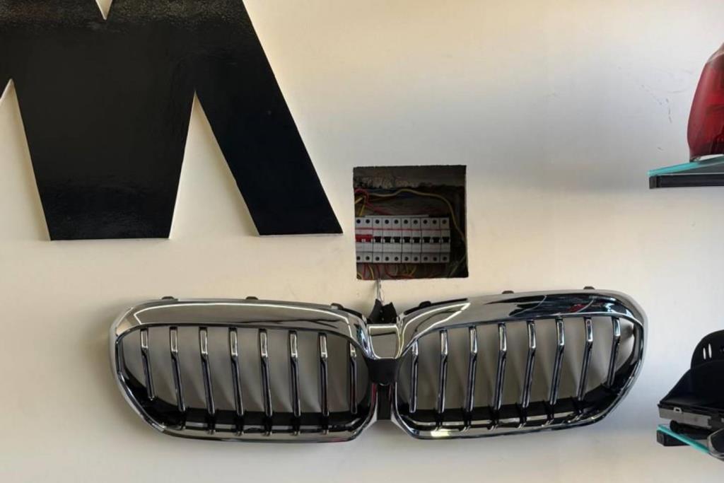 Body  Grilles BMW 520