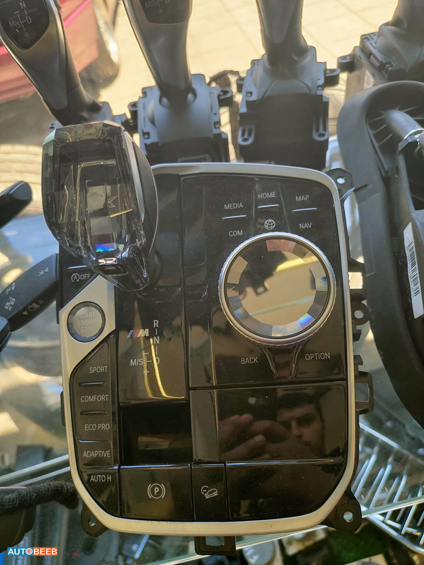 Cabin  Control buttons BMW 725