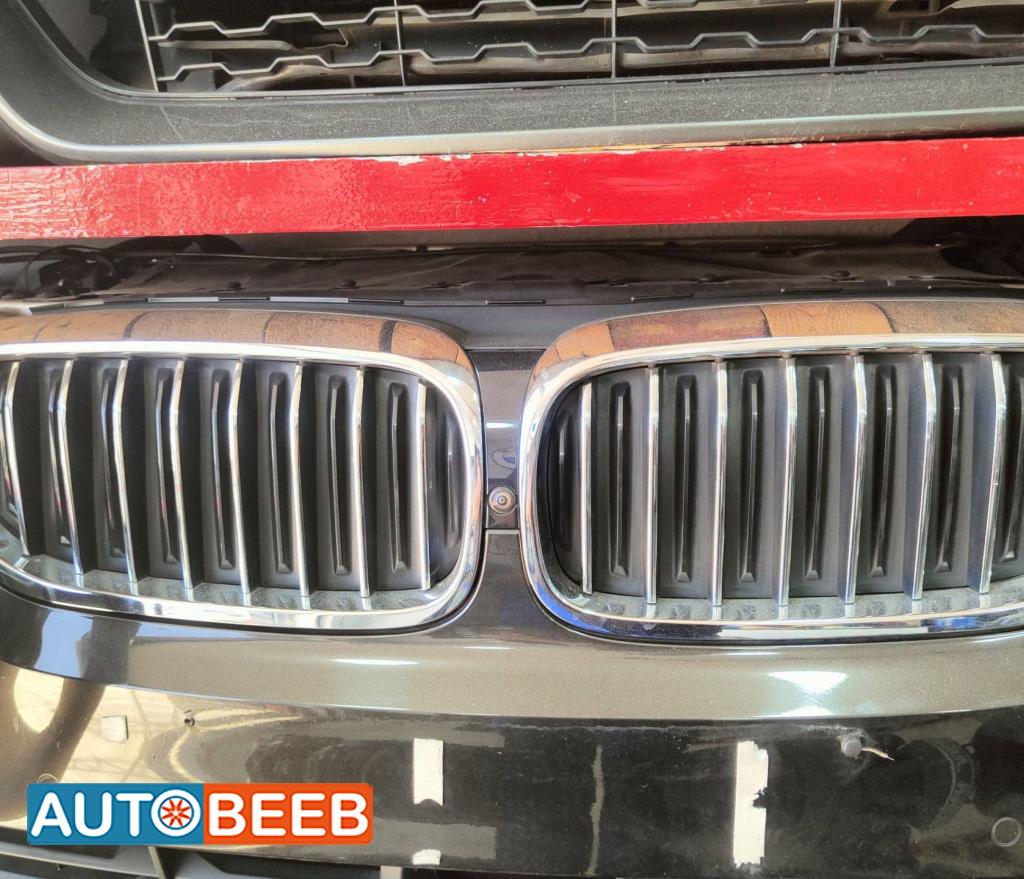 Body  Grilles BMW 725