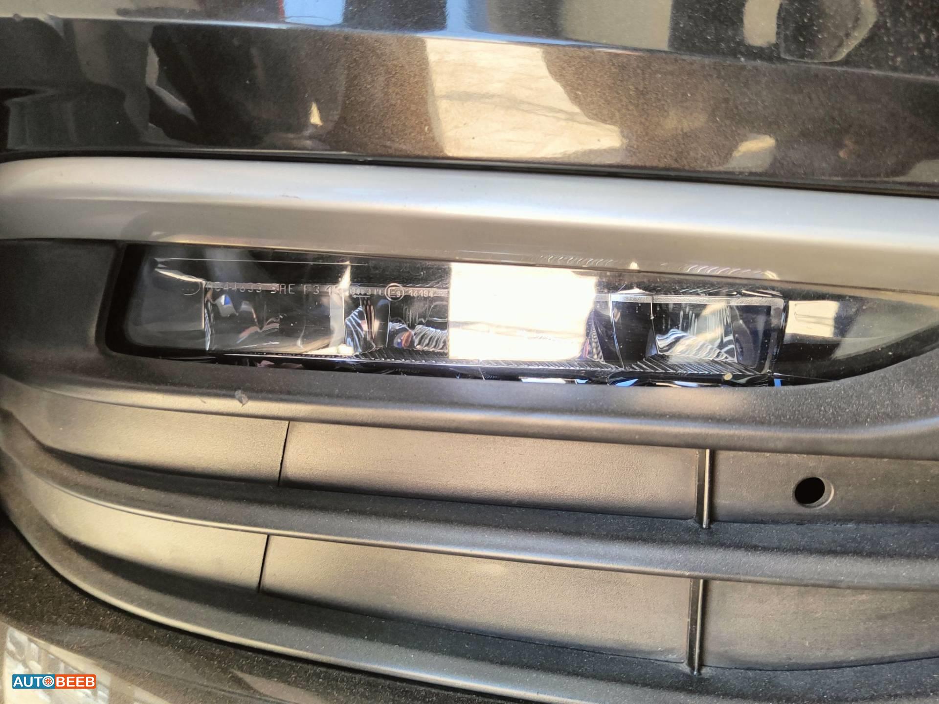 Lights Spotlight BMW 730