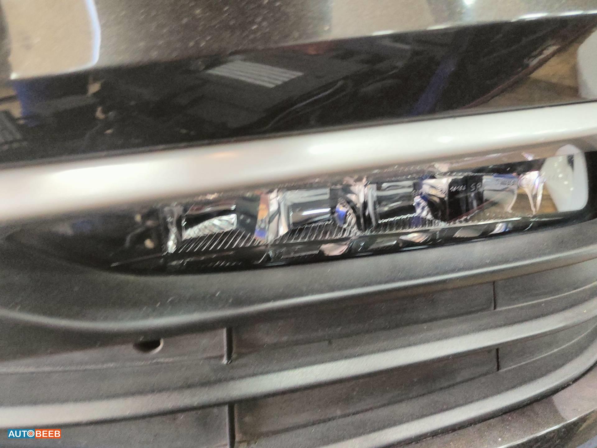 Lights Spotlight BMW 730