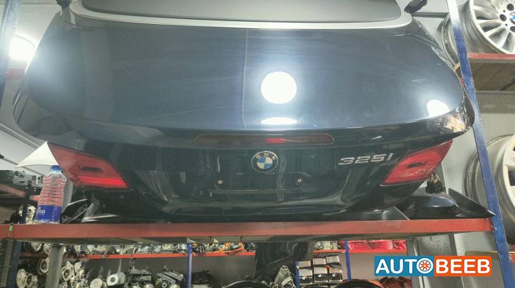 Body  Trunk BMW 325
