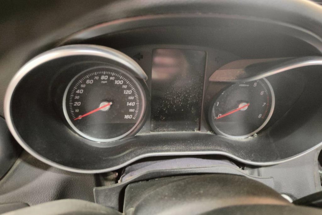 Cabin  Dashboard Mercedes Benz C200