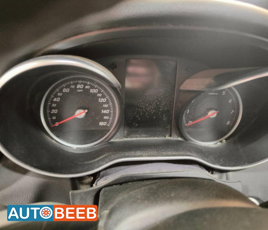 Cabin  Dashboard Mercedes Benz C200
