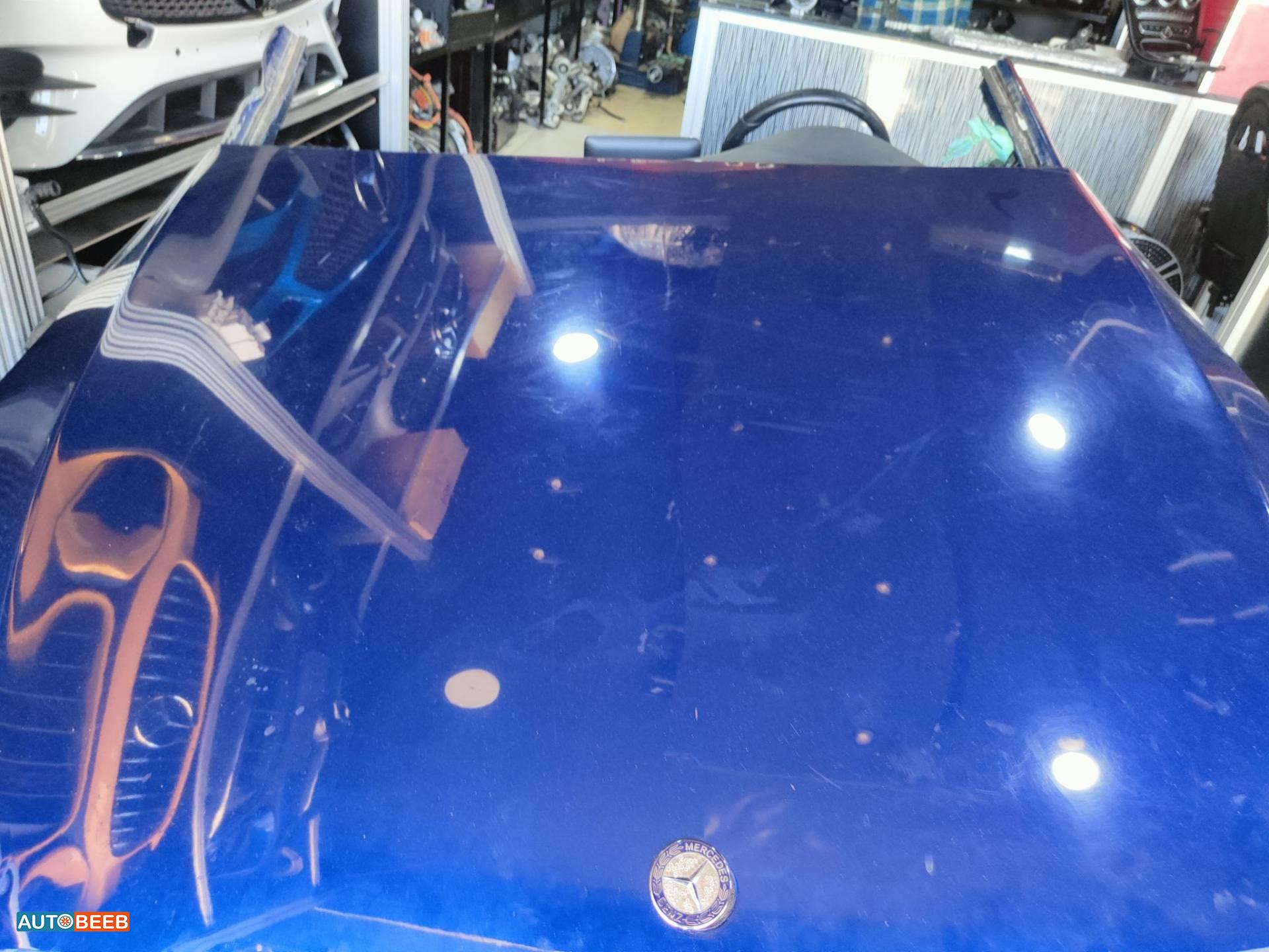 Body  Hood Mercedes Benz C200
