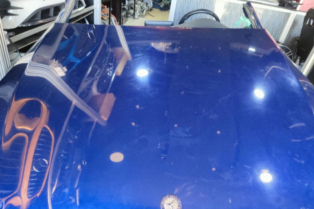 Body  Hood Mercedes Benz C200
