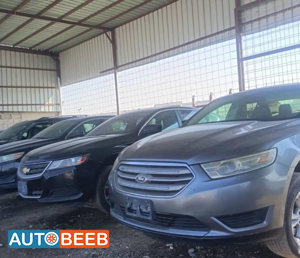  Complete car Ford Taurus