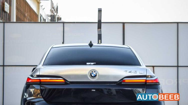 BMW 740i 2012