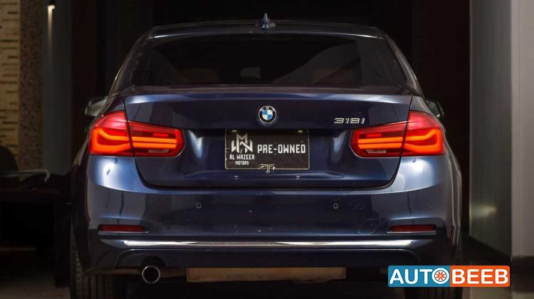 BMW 318 2018