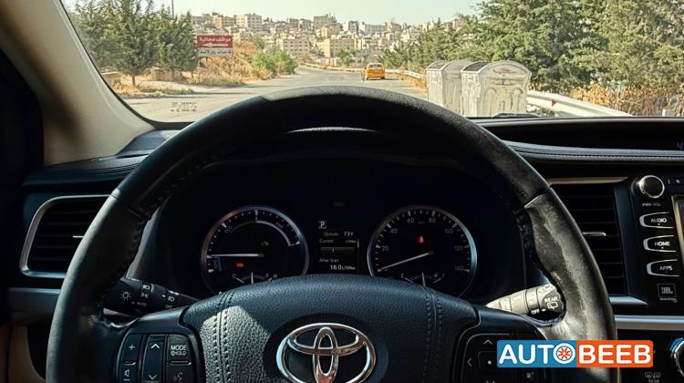 تويوتا هايلاندر 2018