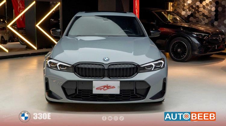 بي ام دبليو 330e 2023