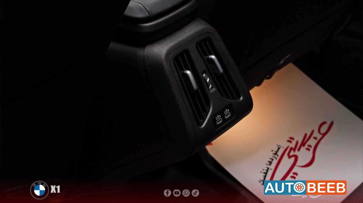 بي ام دبليو X1 2025