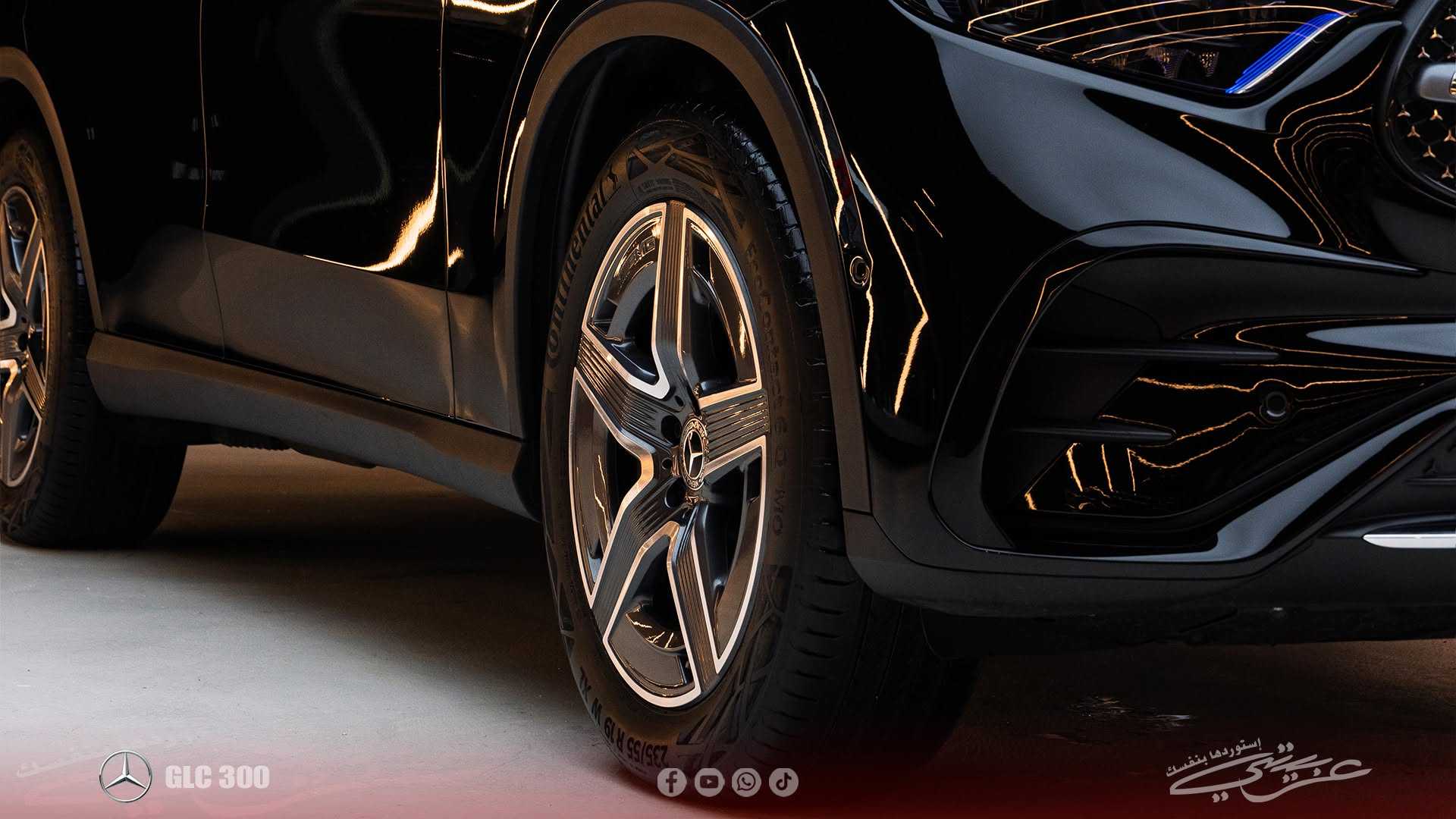 Mercedes Benz GLC300 2023