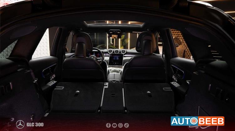 Mercedes Benz GLC300 2023