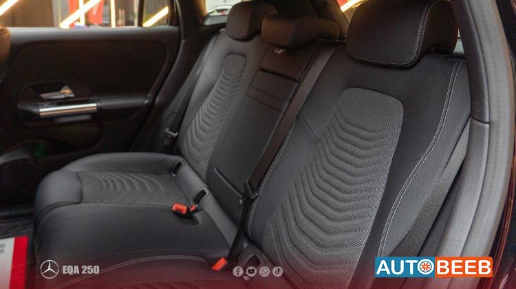 Mercedes Benz EQA250 2024