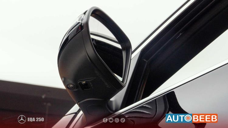 Mercedes Benz EQA250 2024