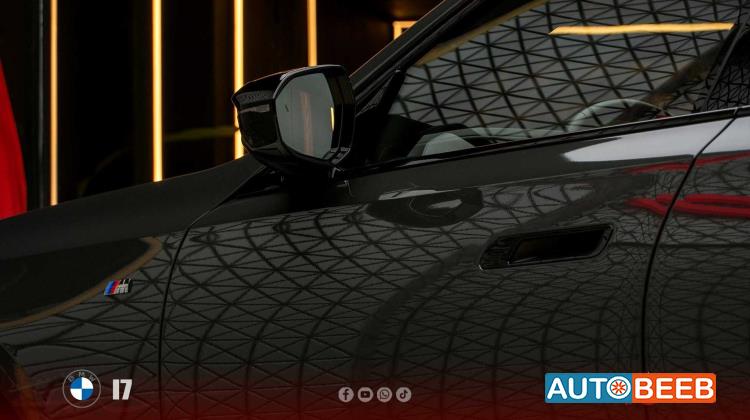 BMW i7 2024