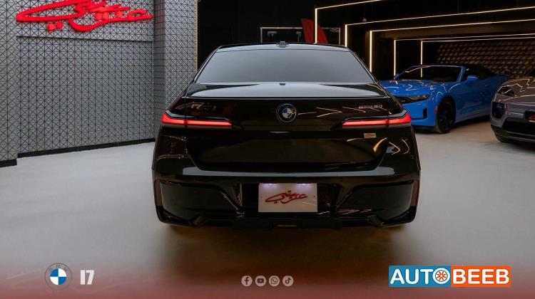 BMW i7 2024