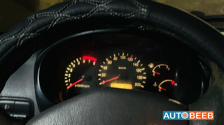 Hyundai Avante 2004