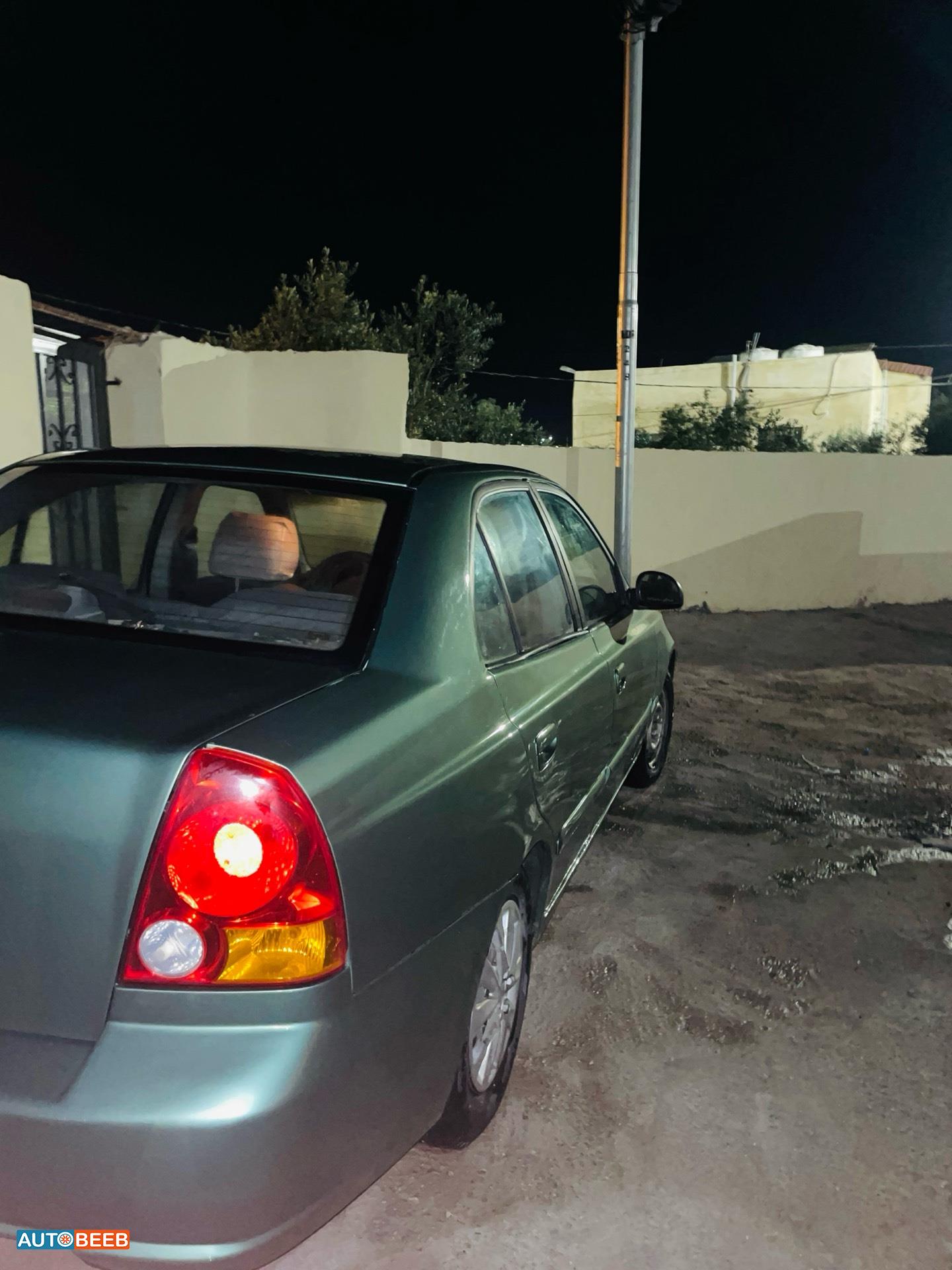 Hyundai Avante 2004