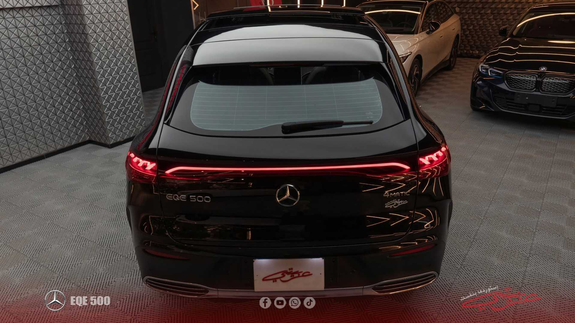 Mercedes Benz EQE500 2025