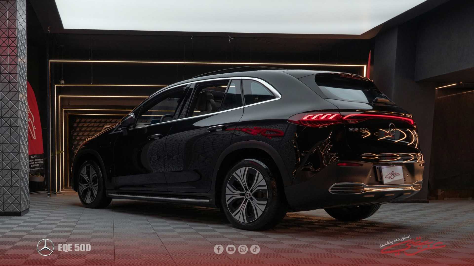Mercedes Benz EQE500 2025