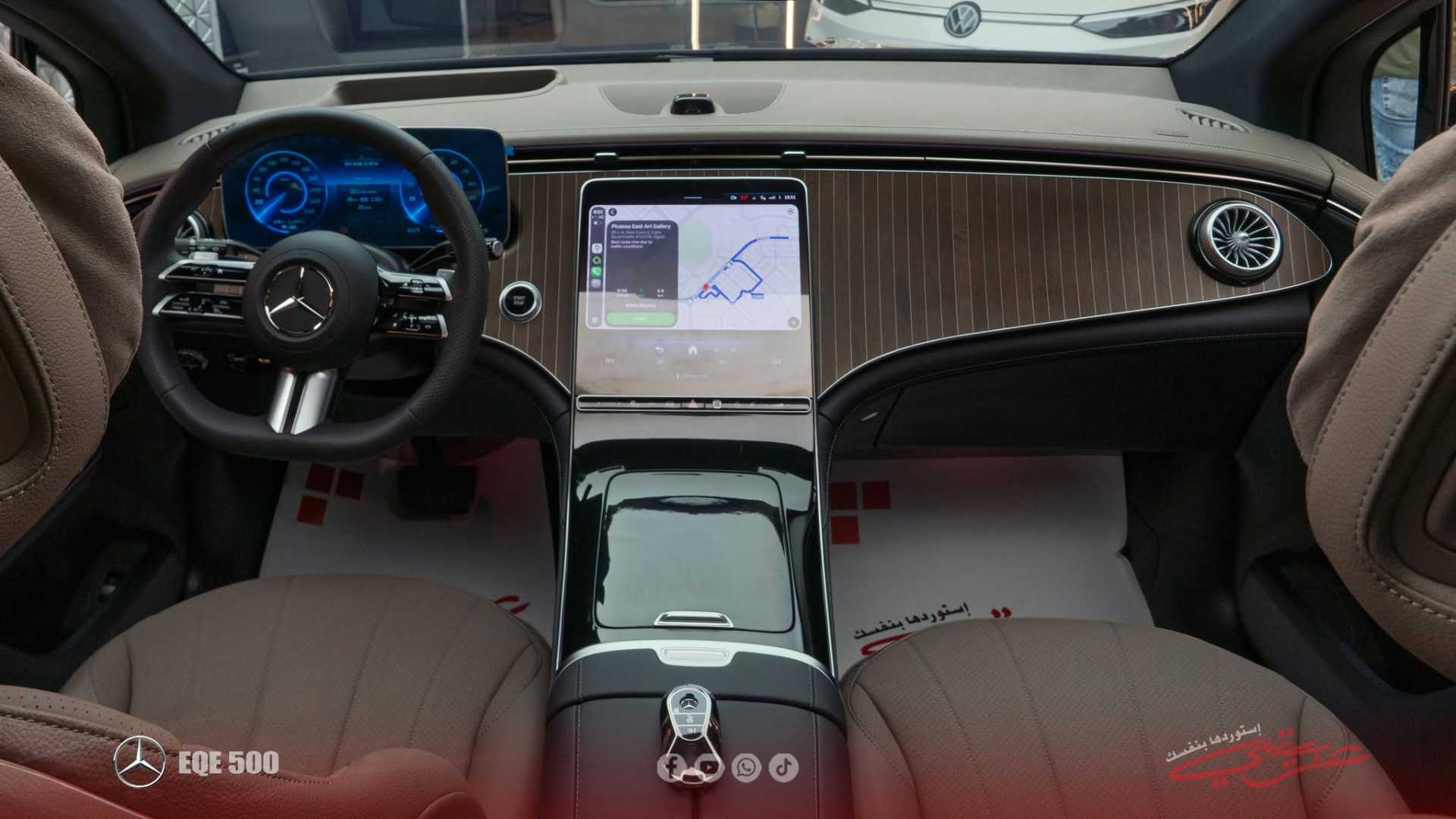 Mercedes Benz EQE500 2025