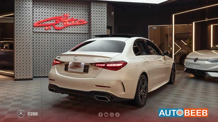 Mercedes Benz C200 2025