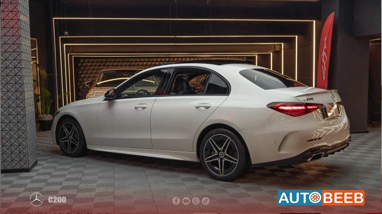Mercedes Benz C200 2025