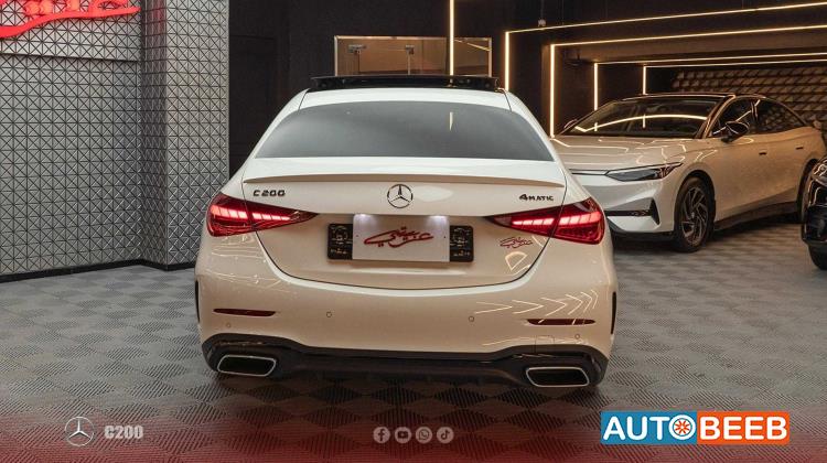 Mercedes Benz C200 2025
