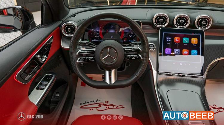 Mercedes Benz GLC200 2025