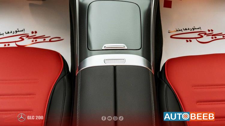 Mercedes Benz GLC200 2025