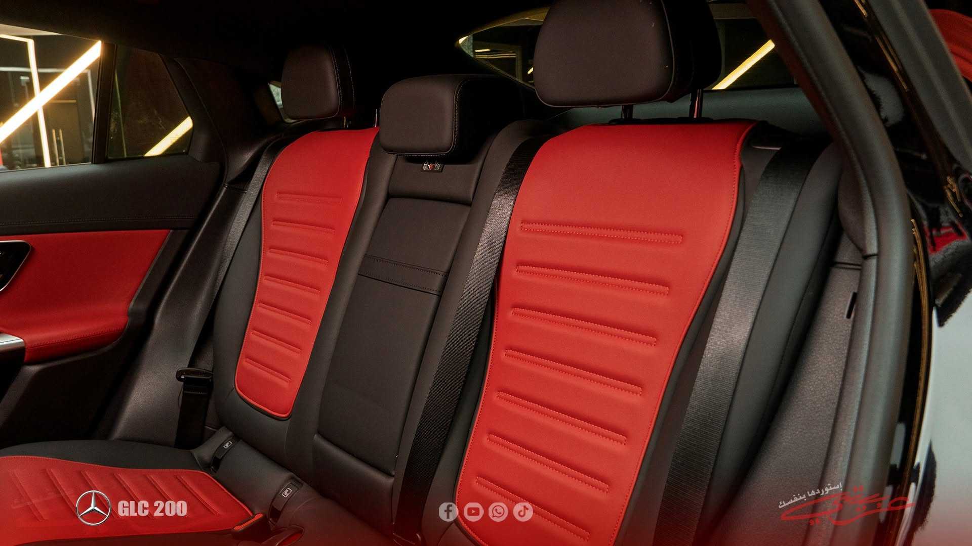Mercedes Benz GLC200 2025