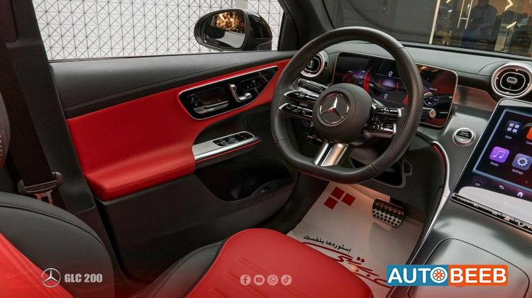 Mercedes Benz GLC200 2025