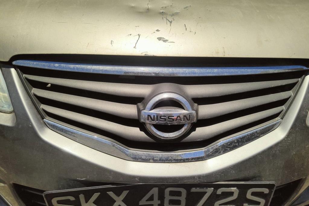 Body  Grilles Nissan Sunny