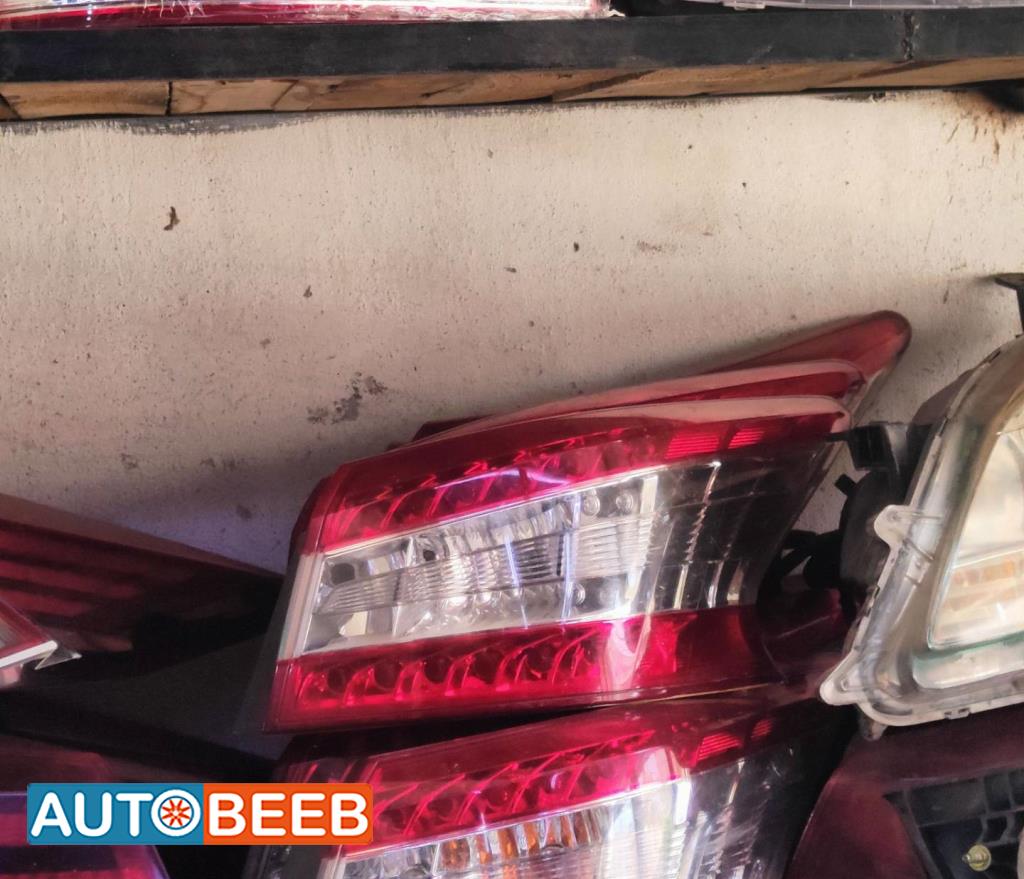 Lights Rear light Nissan Sunny