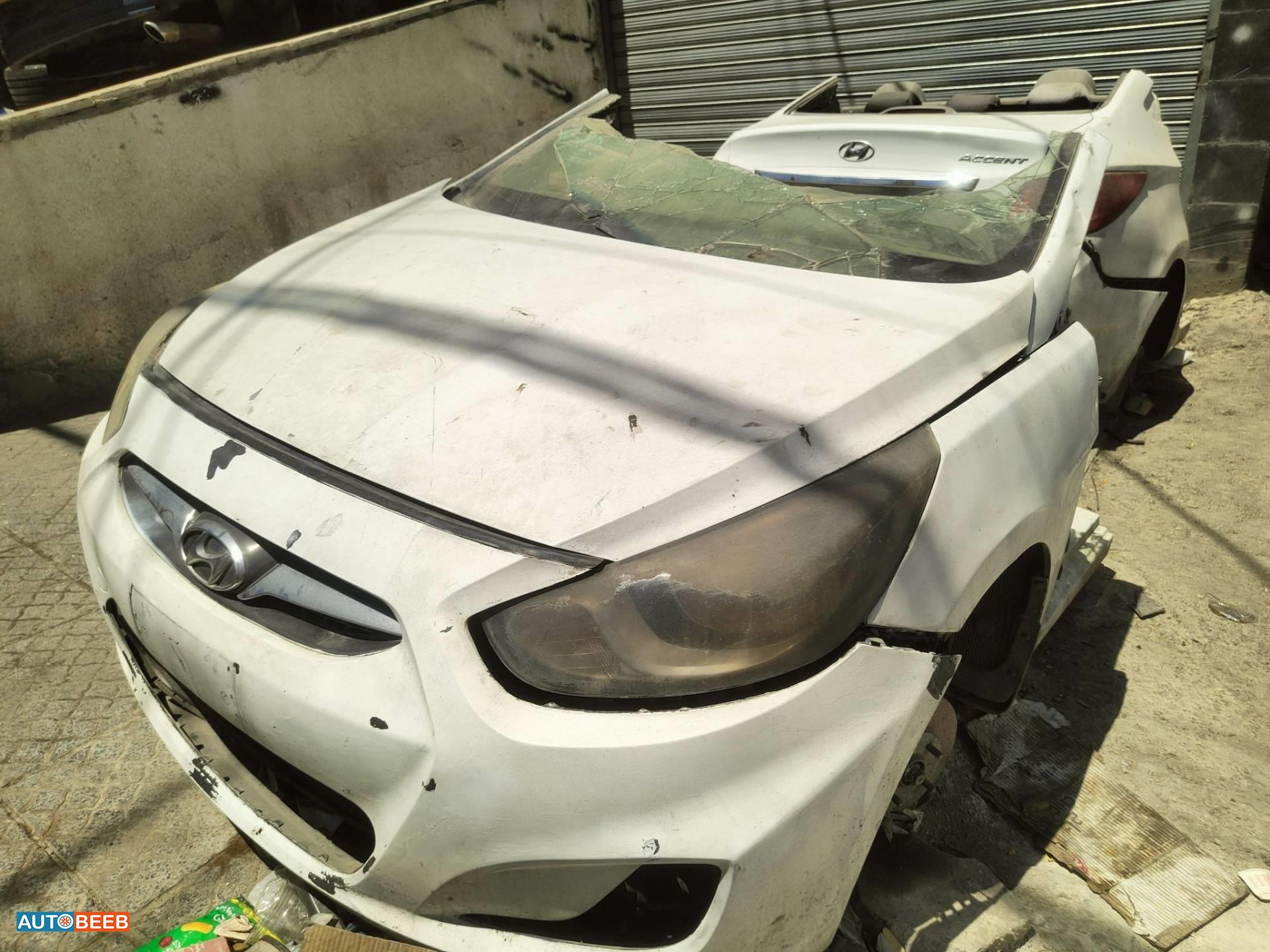 Body  Front clip Hyundai Accent