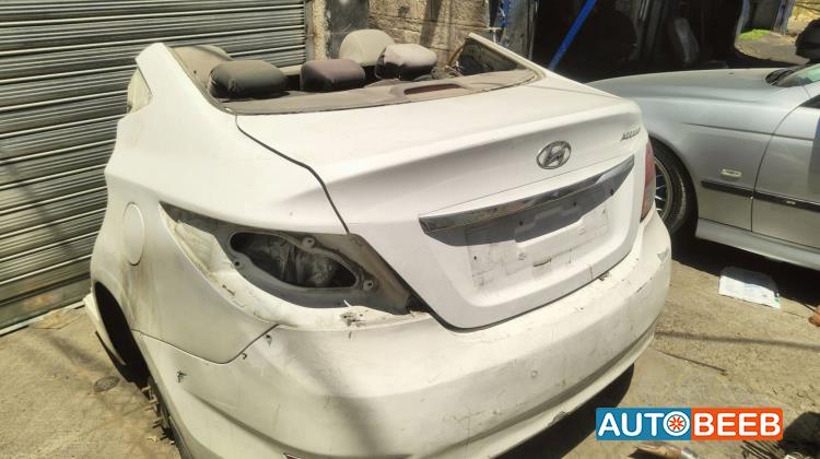 Body  Front clip Hyundai Accent